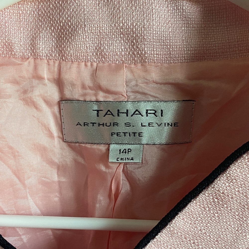 Tahari Pink Short Sleeved Blazer with Black Accents - Picture 2 of 12